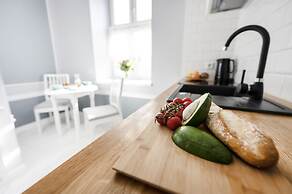 Main Square Apartments