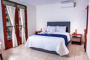 Hotel Laguna Azul