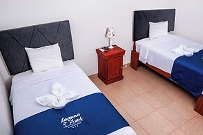 Hotel Laguna Azul