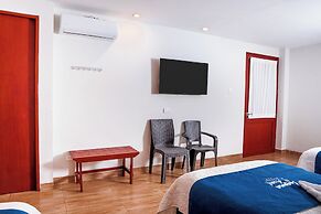 Hotel Laguna Azul
