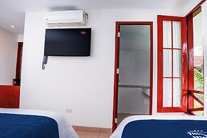 Hotel Laguna Azul