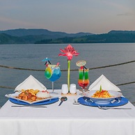 Hotel Laguna Azul
