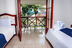 Hotel Laguna Azul