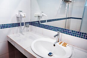 Hotel Laguna Azul