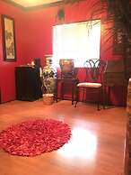 Shady Lady Bed & Breakfast