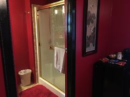 Shady Lady Bed & Breakfast