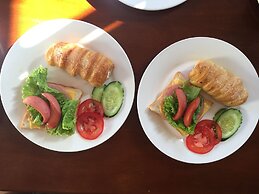 Minh An Riverside Villa