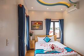 Minh An Riverside Villa