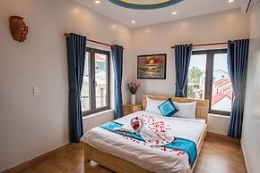 Minh An Riverside Villa