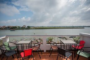 Minh An Riverside Villa