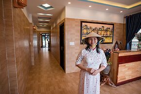 Minh An Riverside Villa