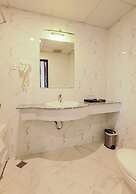 Aluna Ben Thanh Hotel