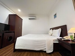 Aluna Ben Thanh Hotel