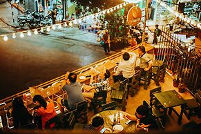 TravelBox Dorm Sweet Dorm - Hostel