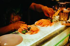 TravelBox Dorm Sweet Dorm - Hostel