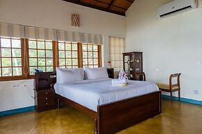 Cranganor History Cafe Riverside Chateau