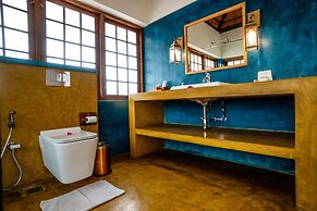 Cranganor History Cafe Riverside Chateau