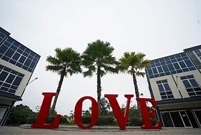 The Lively Hotel Kualanamu Airport Medan