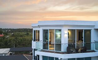 CASAMIA Oceanfront Condo Nilaveli