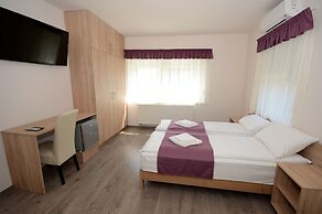 Hévízi Tópark Panzió