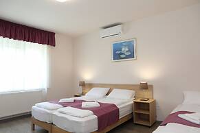 Hévízi Tópark Panzió