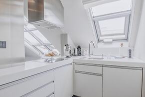 Luxury Apartment in Centre