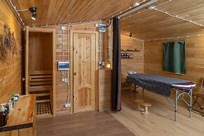 BaikalWood Eco Lodge & Spa