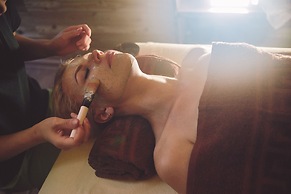 BaikalWood Eco Lodge & Spa