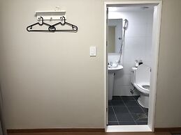 YH GuestHouse - Hostel