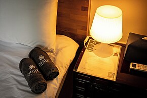 YH GuestHouse - Hostel