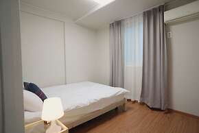 YH GuestHouse - Hostel