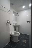 YH GuestHouse - Hostel