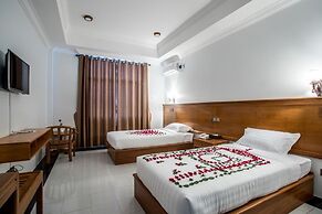 Shwe Pyi Thain Kha Hotel