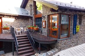 Aparthotel Spa Areu