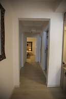 Black Rose Apartment