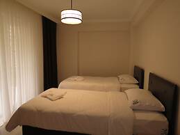 Black Rose Apartment