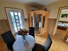 Apartment Zonir with sauna