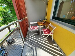 Apartment Honey Bee with Sauna