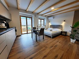 Apartments Hlapi with SPA