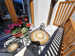 Apartments Hlapi with SPA