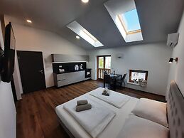 Apartments Hlapi with SPA