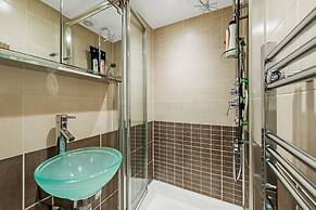 12 43 Clanricarde Gardens