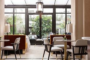 Les Jardins Du Faubourg Hotel & Spa by Shiseido