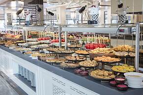 Aydinbey Queen's Palace & Spa - Ultra All Inclusive