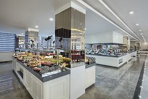 Aydinbey Queen's Palace & Spa - Ultra All Inclusive