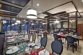 Aydinbey Queen's Palace & Spa - Ultra All Inclusive