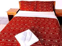 Imans Hotel Dabou
