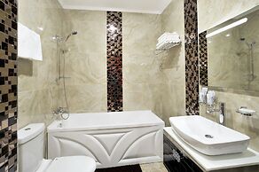 Royal Hotel Riz