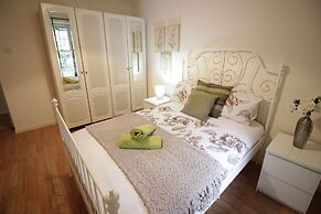 BRU - Guest Apartment