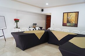 Ayenda 1416 Castellana Real